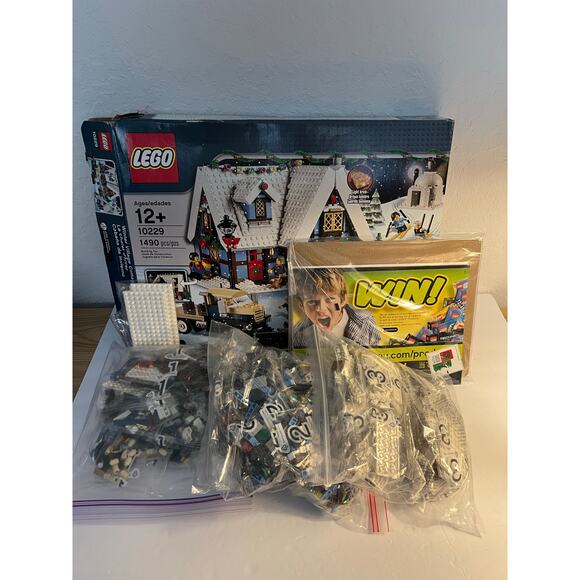 LEGO Creator 10229  Winter Village Cottage New Retired Vintage Open Box Holiday - Picture 16 of 16